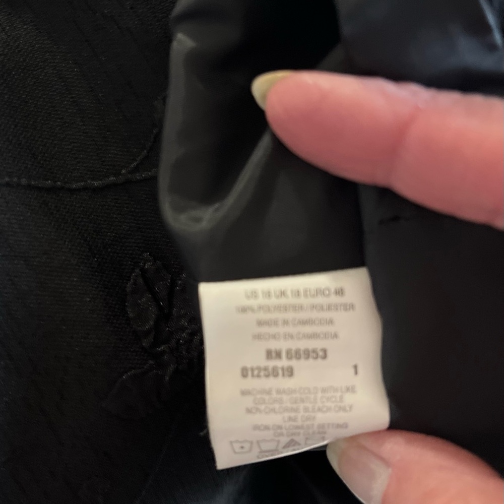 Leslie Fay Black Top and Skirt Size 16 - Picture 7 of 12